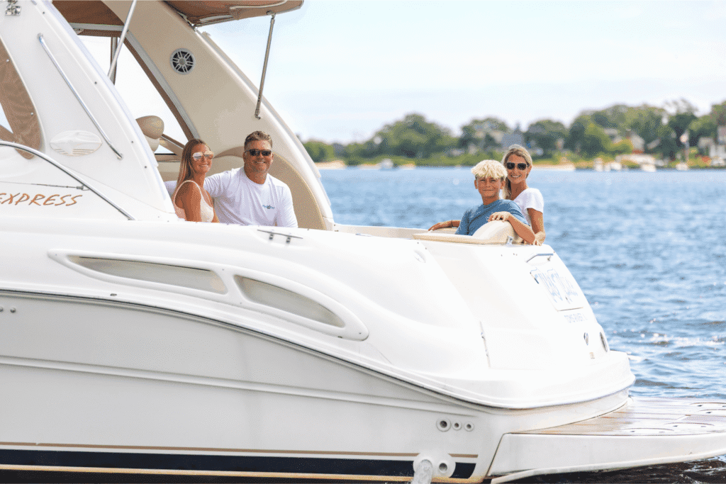 channel-club-marina-lp-bottom-1